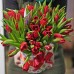 Bouquet of 51 red Tulip in a hat box Bouquet of 51 red Tulip in a hat box